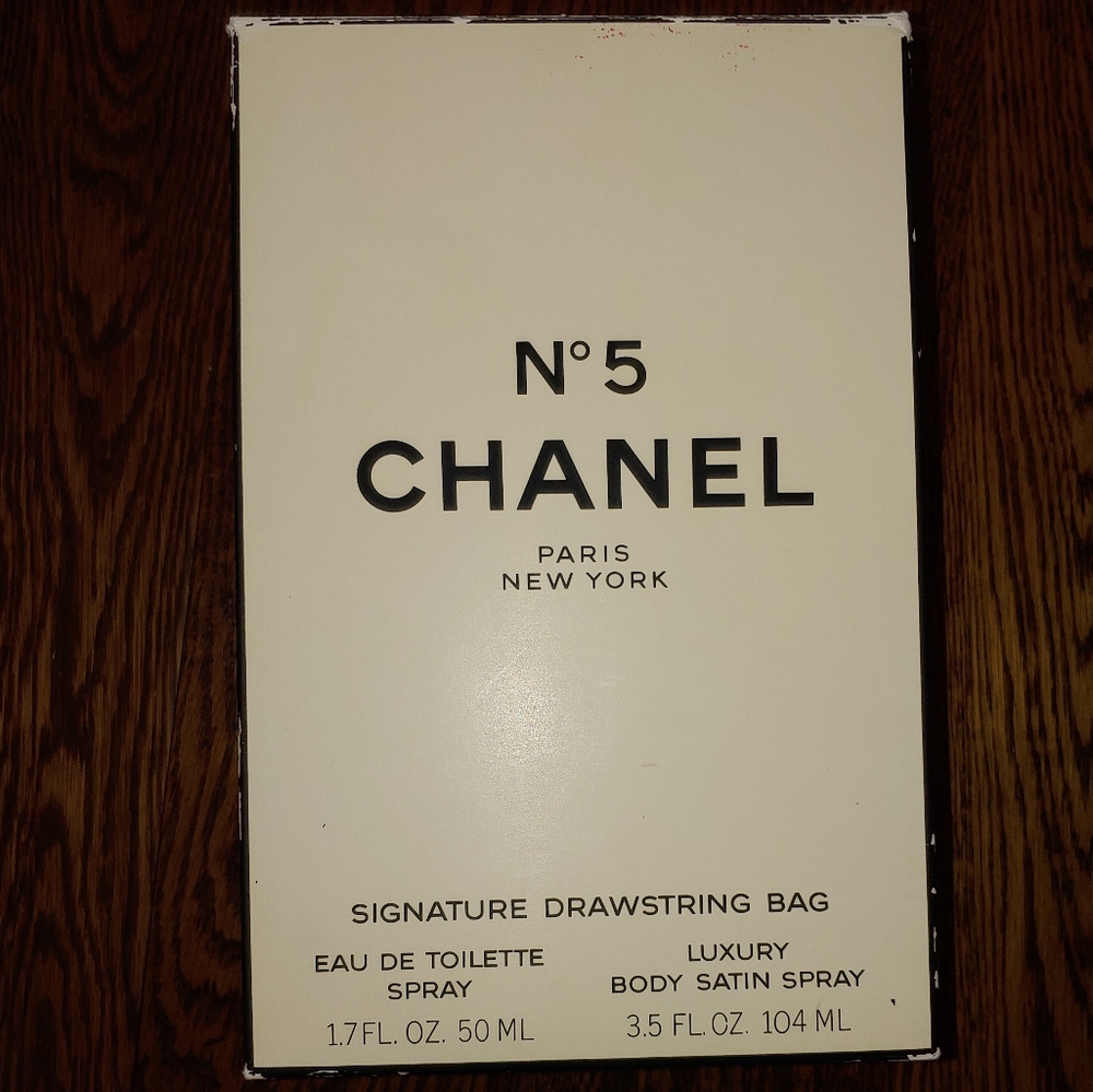 Chanel bag& box... RARE! - Picture 6 of 8